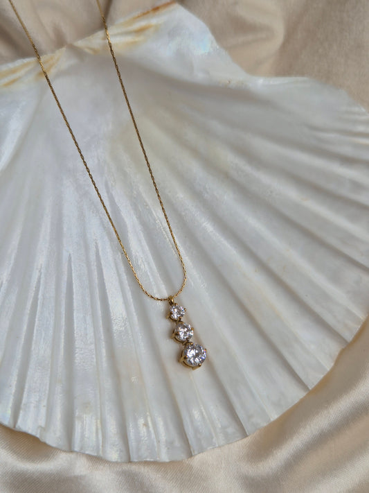 3 stone Necklace