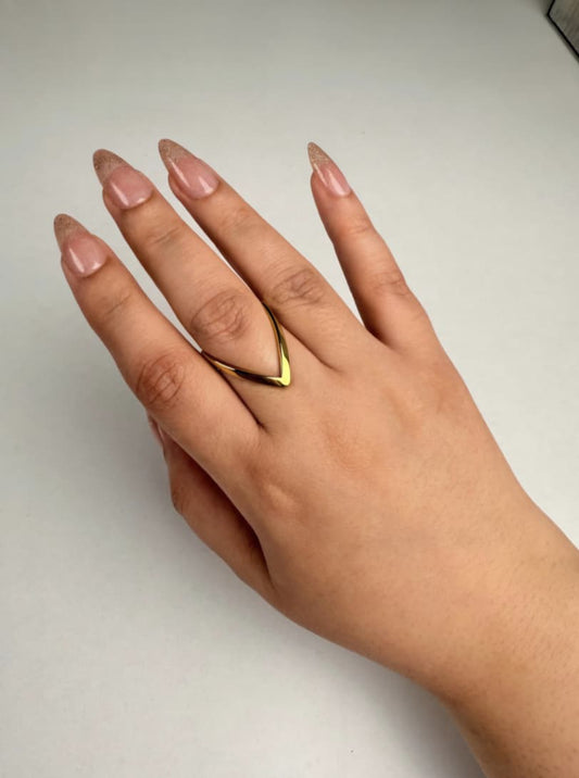 Plain V Ring