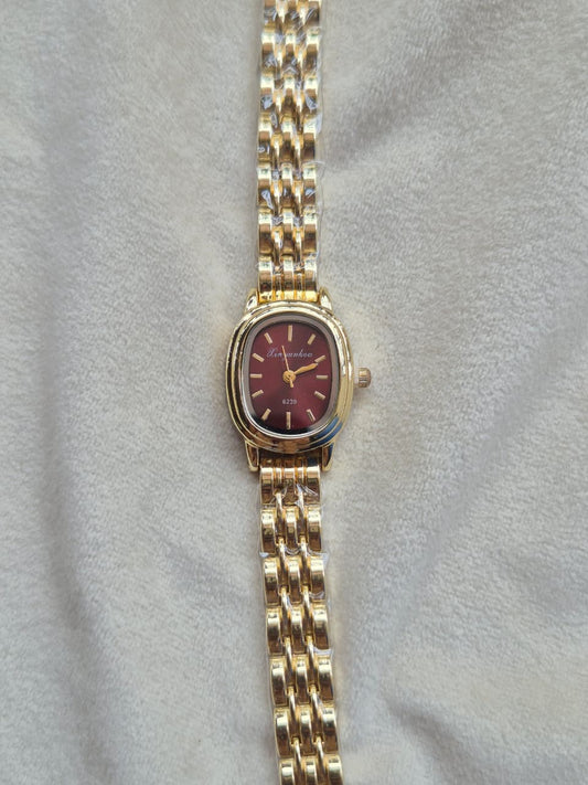 Vintage Watch 2.0 (Red Dial)
