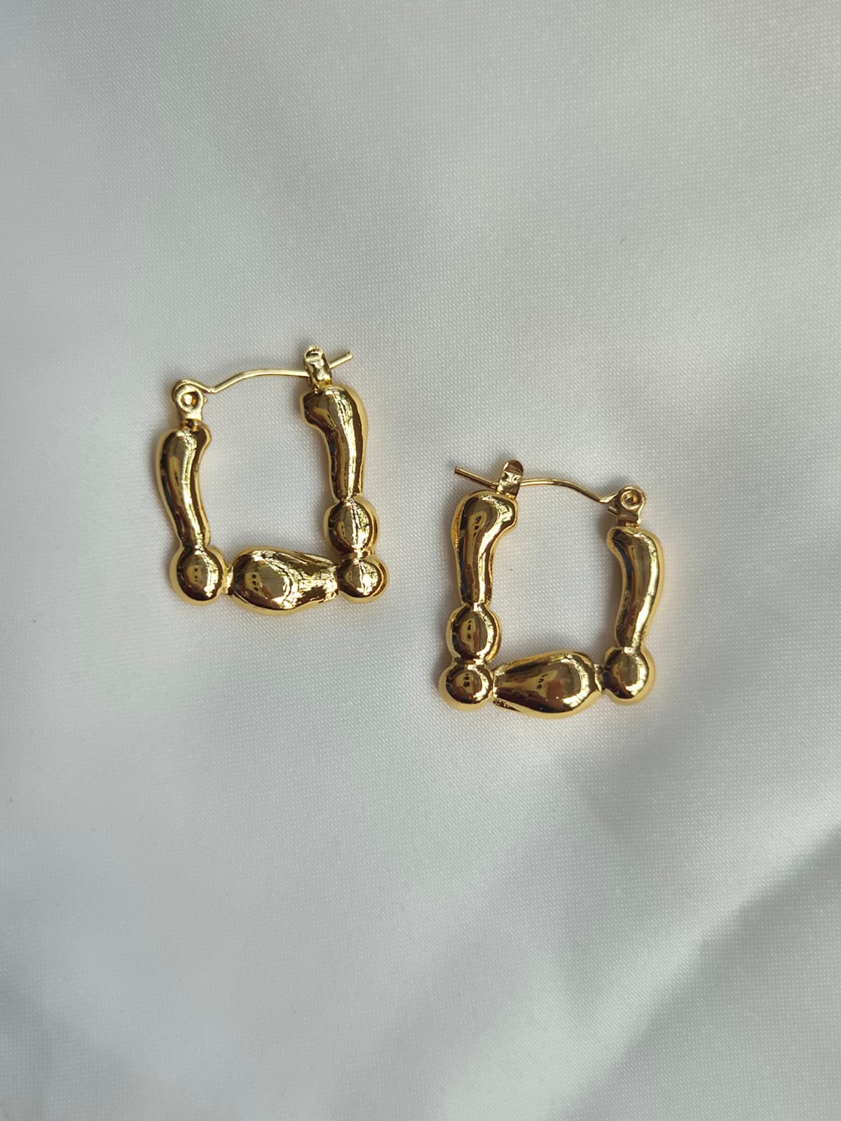Abstract Hoops