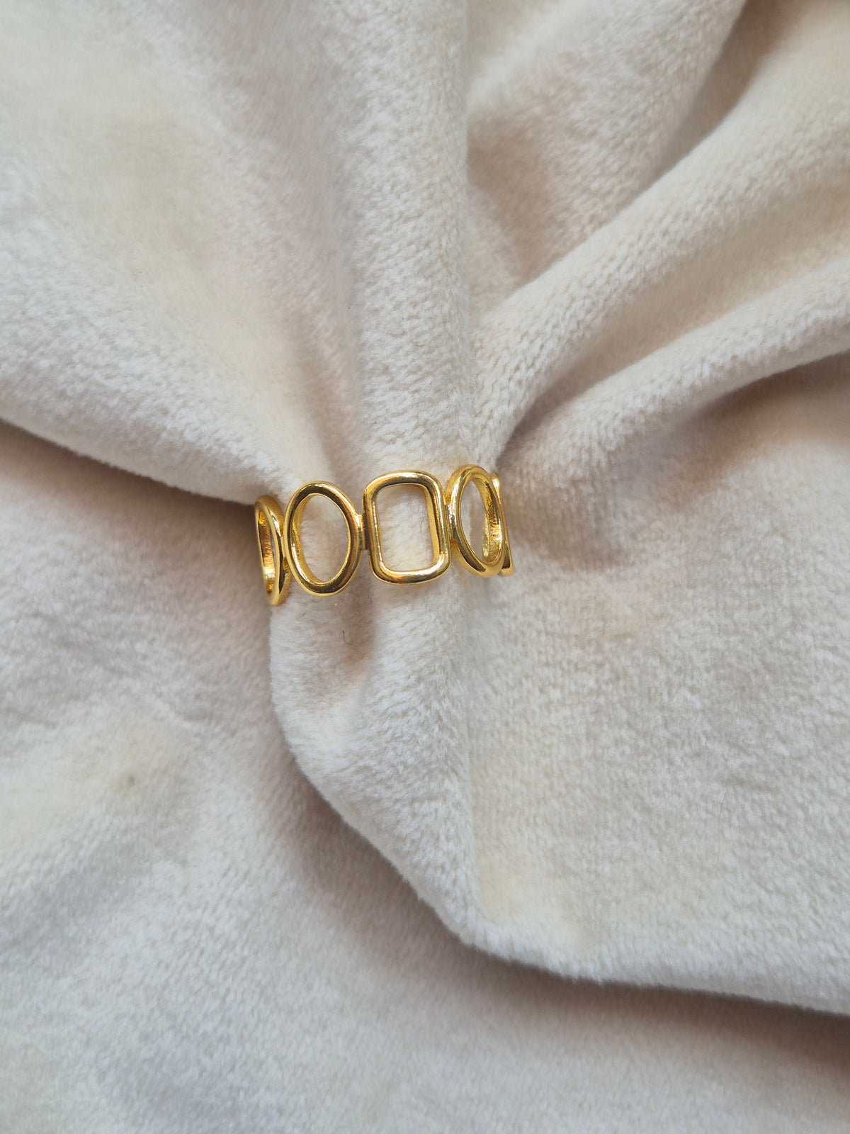 Circle and Sq. Ring (Adjustable)
