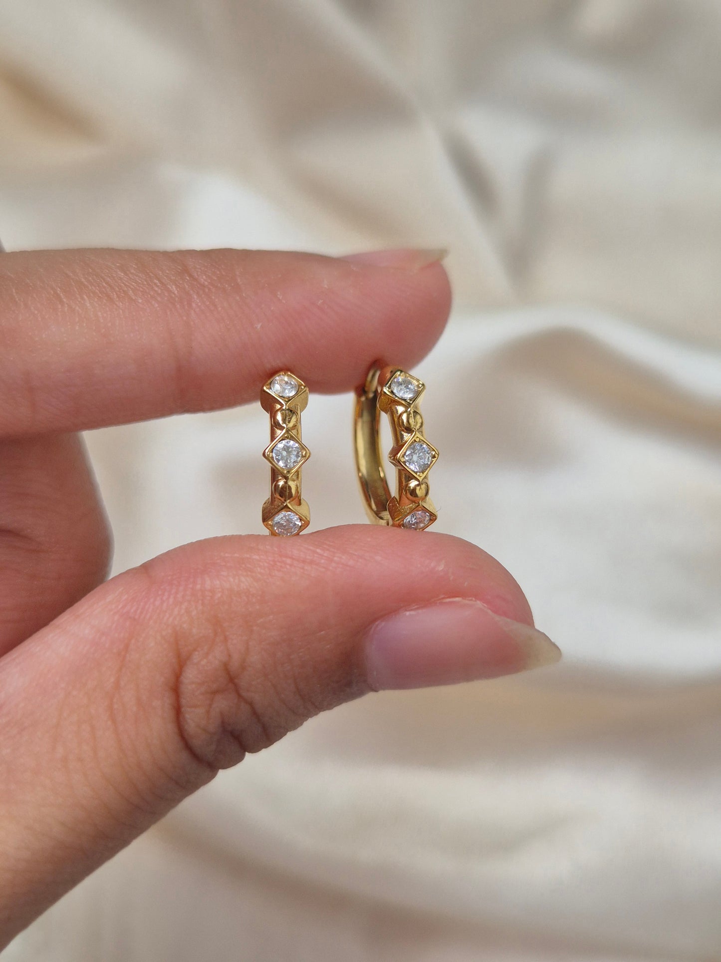 Serene Mini Hoops