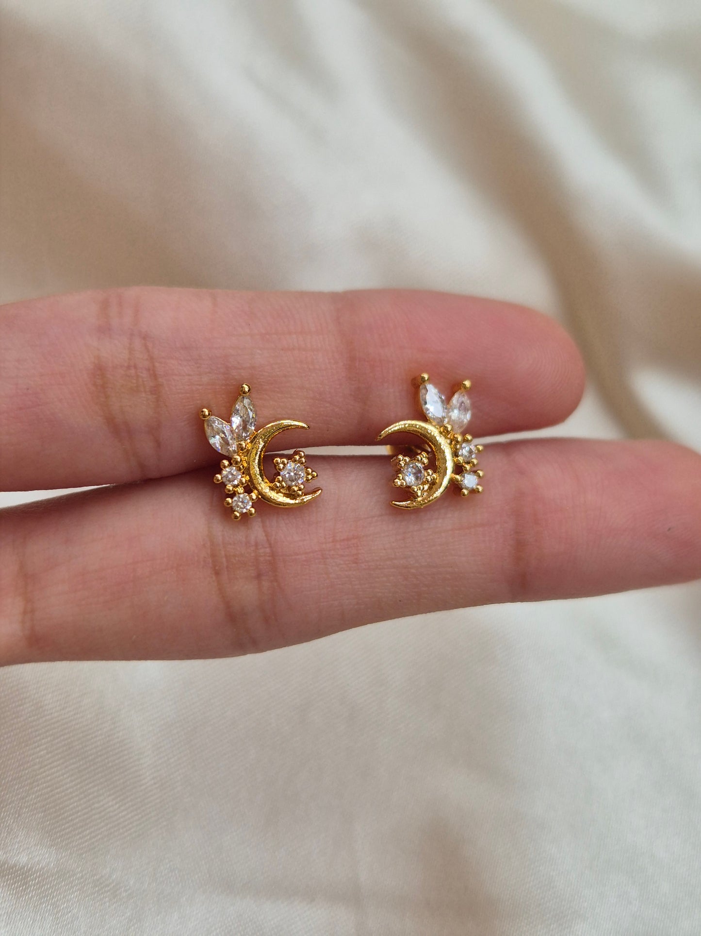 Moon Studs 2.0
