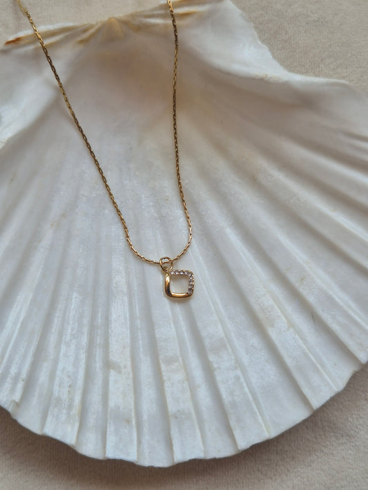 Luna Necklace