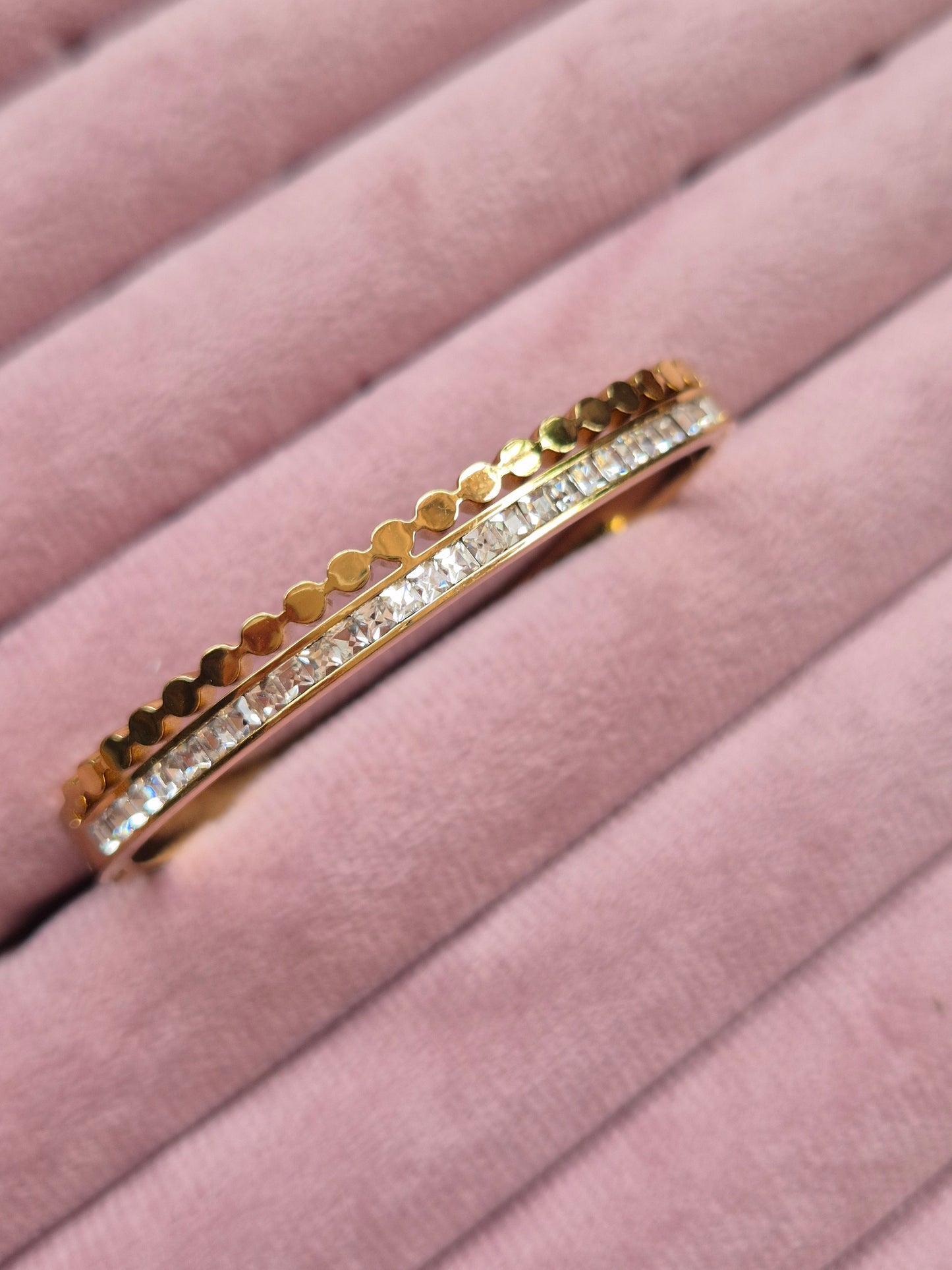 Selena Kada (Small Size)