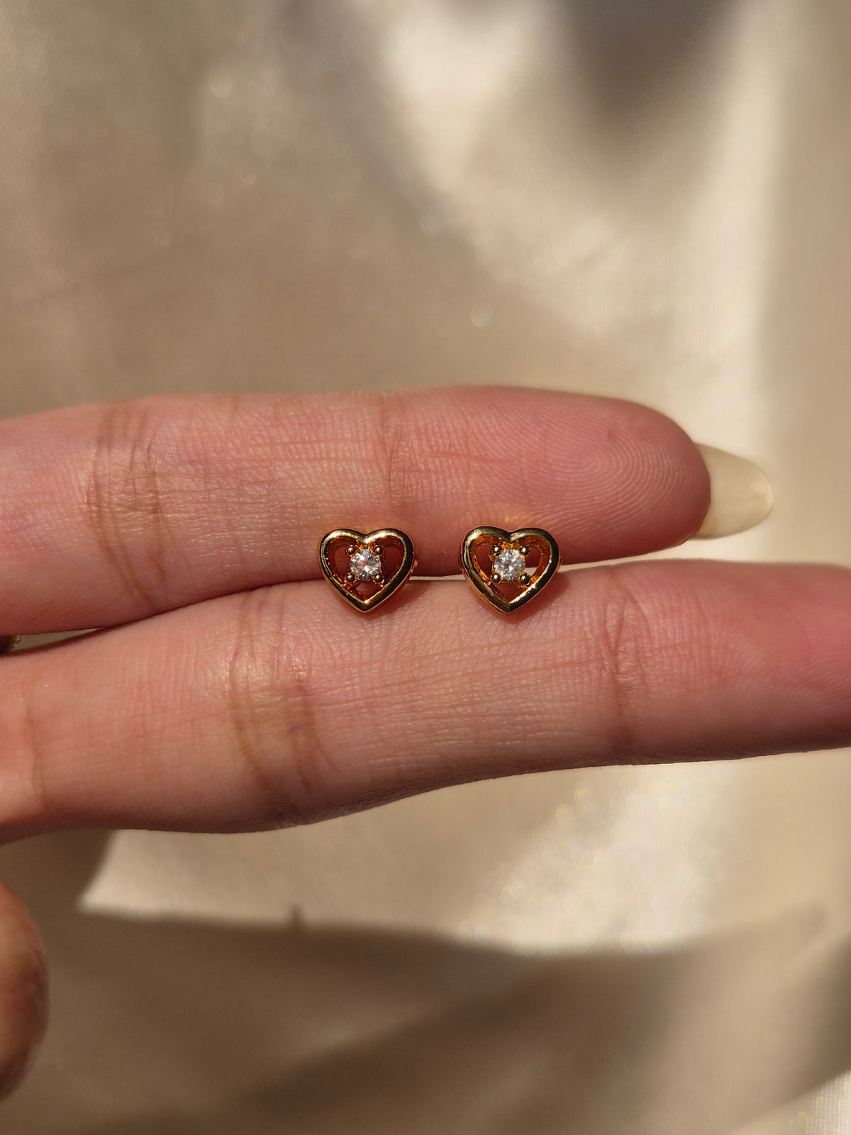 Heart stone studs
