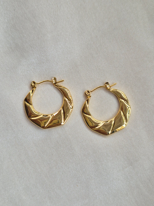 Kat Hoops