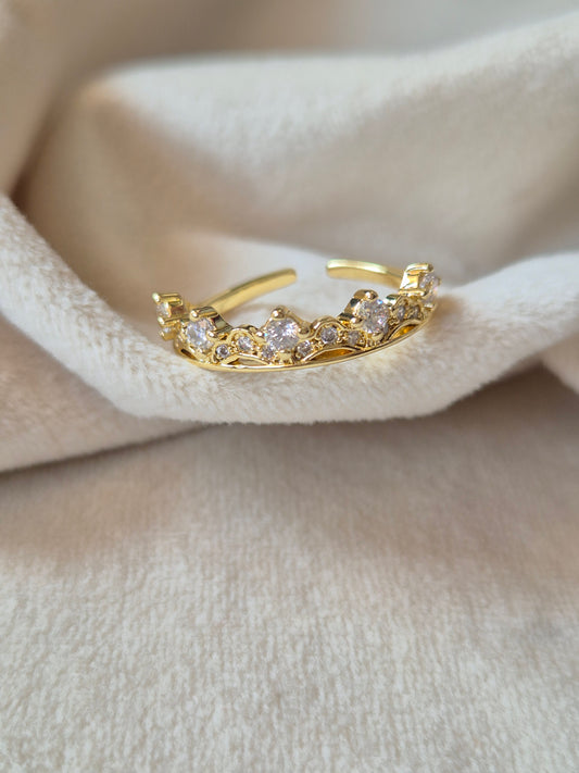 Crown Ring (Adjustable)
