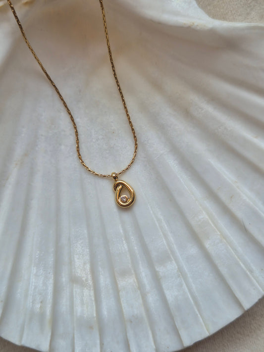 Knot Necklace