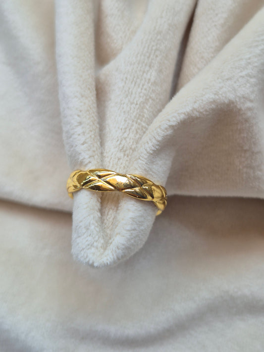 Thin Cross Ring (Adjustable)