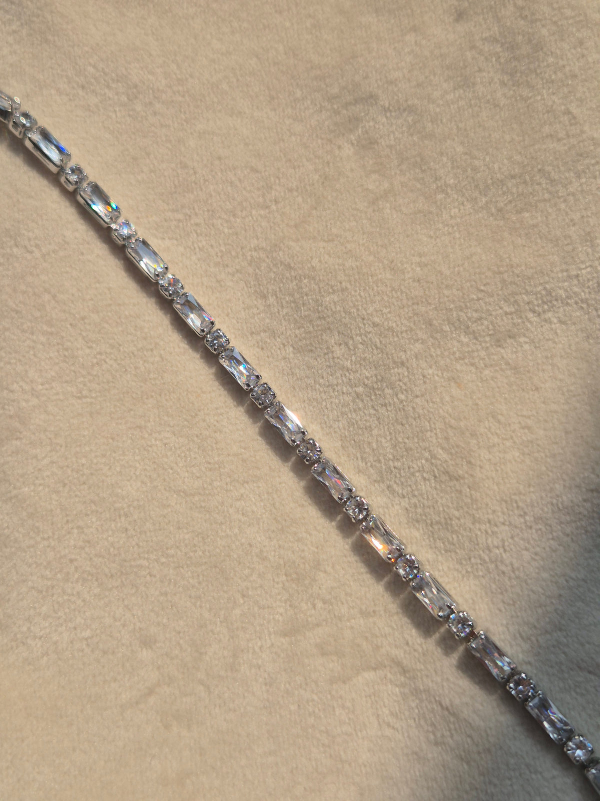 Silver Tennis Bracelet 2 (Normal Size)
