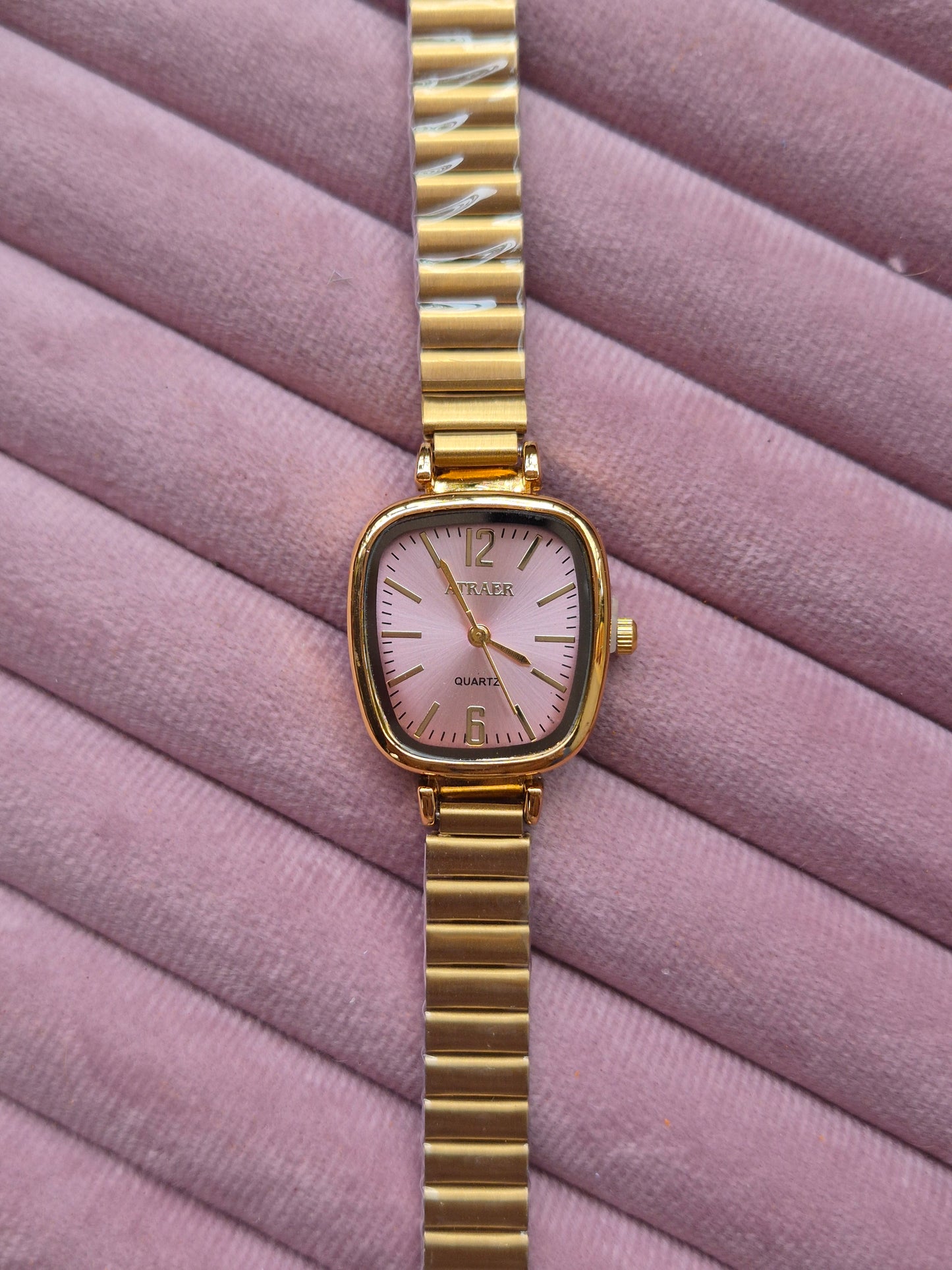 Pink Vintage Watch 4.0