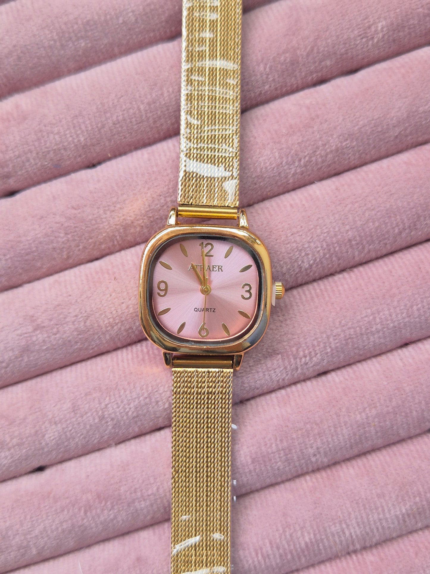 Pink Vintage Watch 4.0