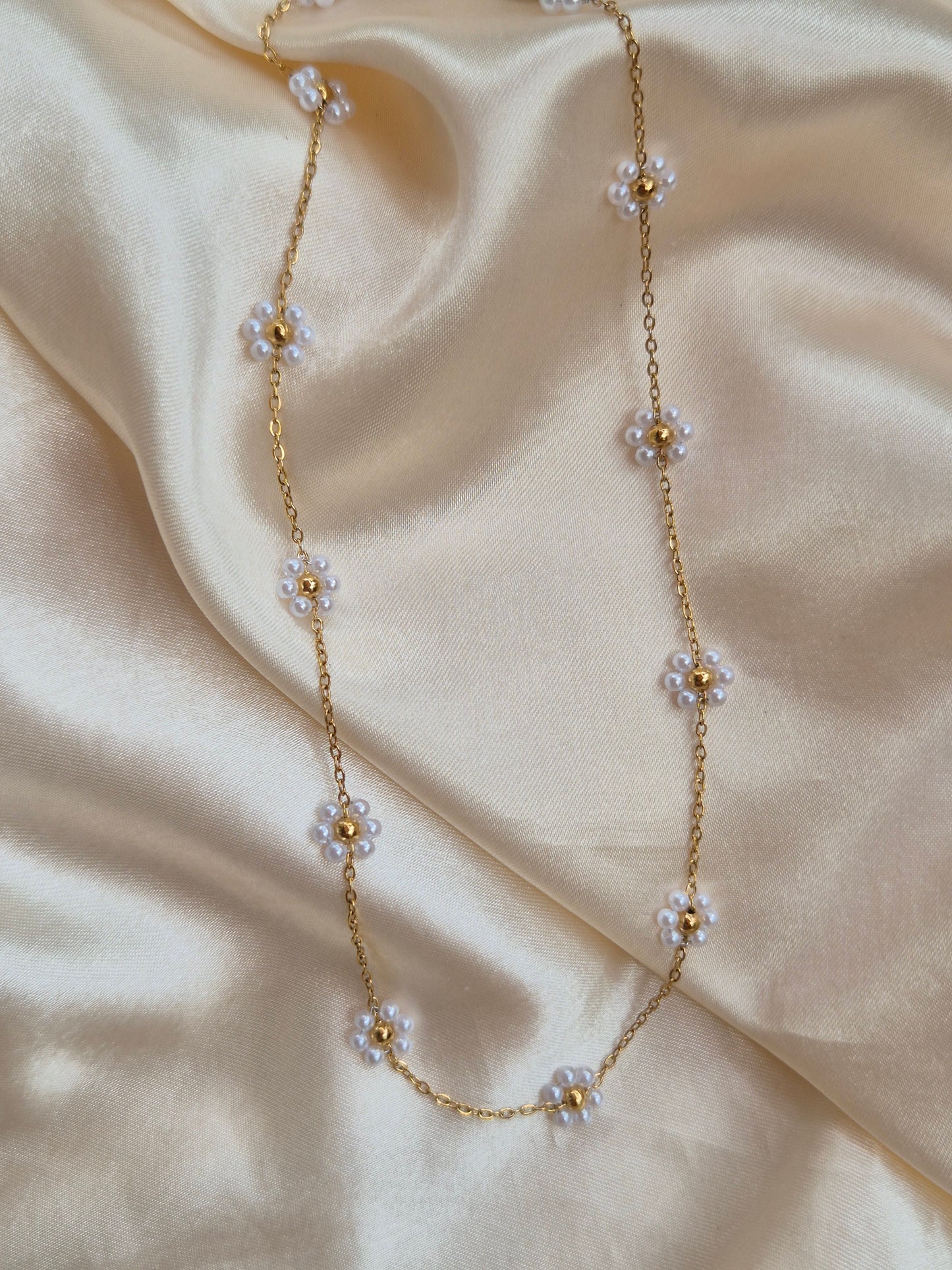 Daisy Necklace