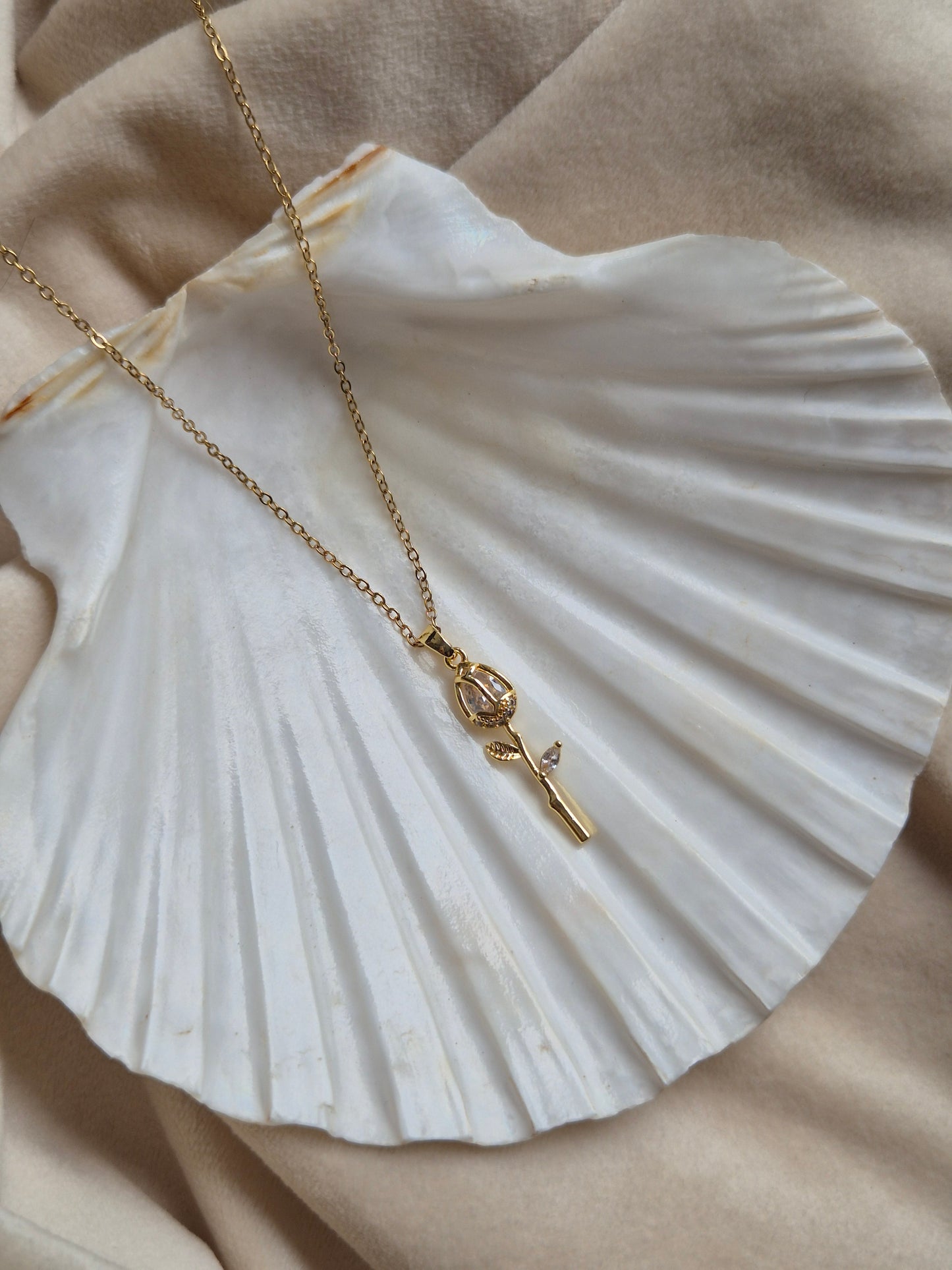 White Tulip Necklace