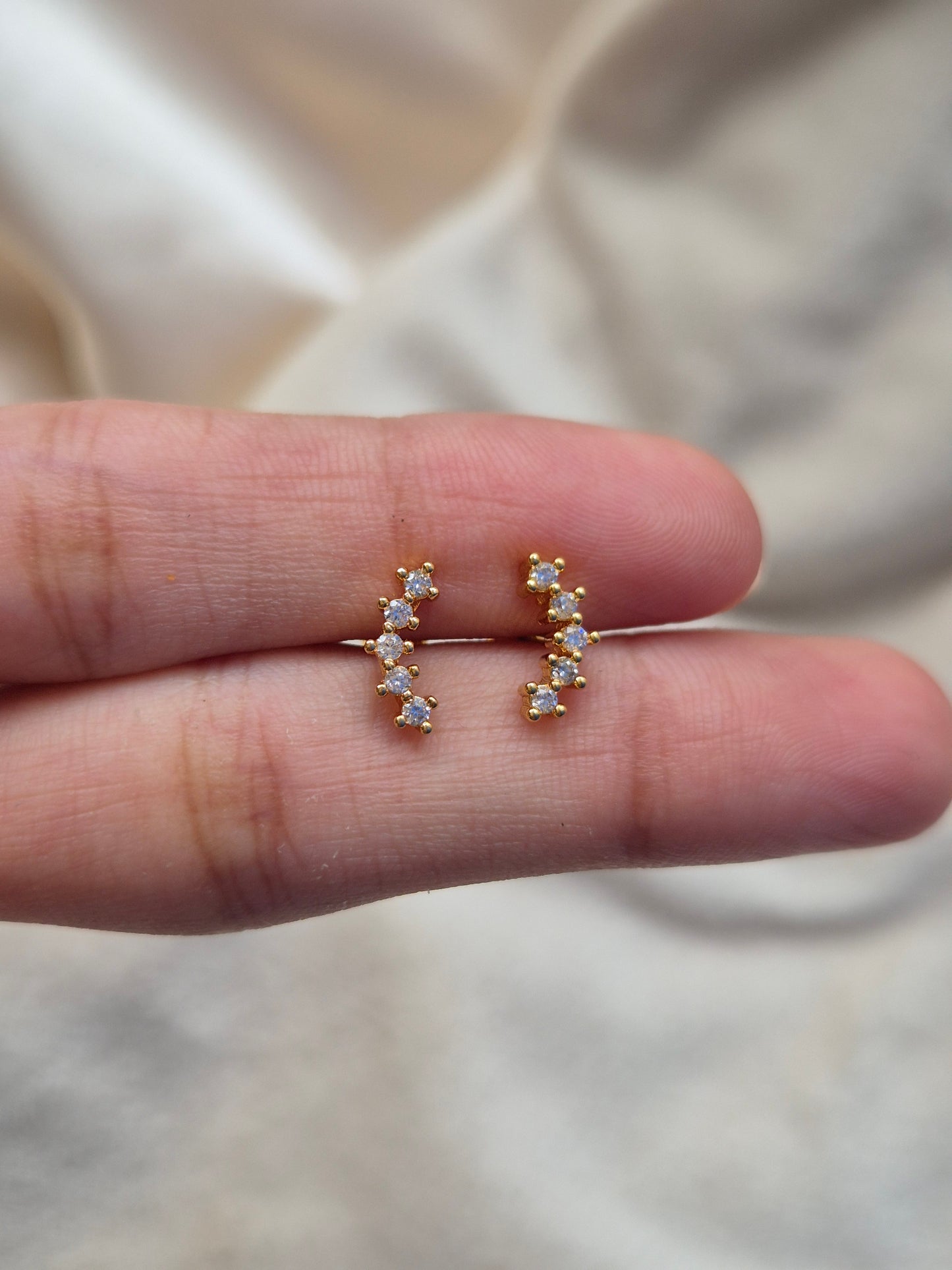 5 stone studs 2.0