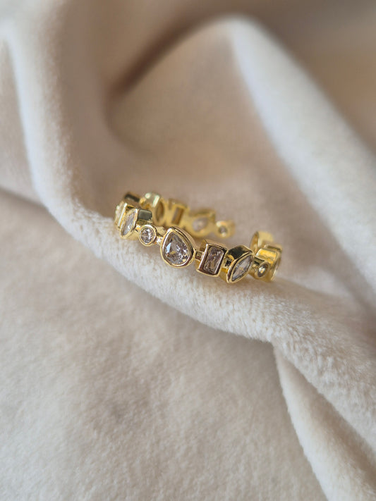 Diamonds Ring