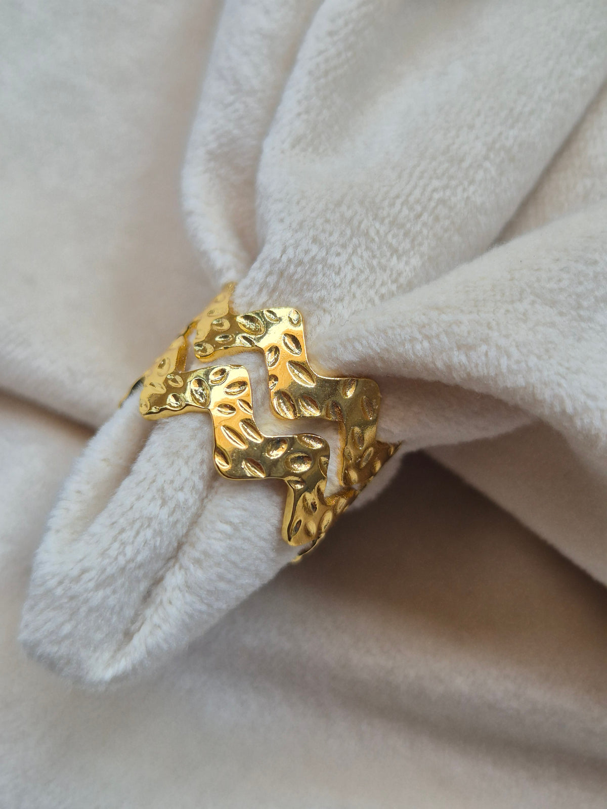 Waves Ring (Adjustable)