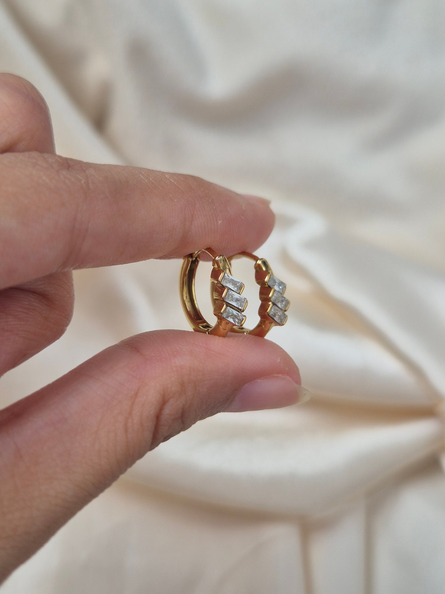 3 Stone Hoops