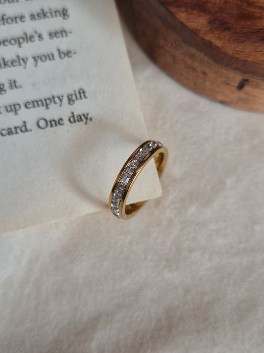 Diamonds Ring