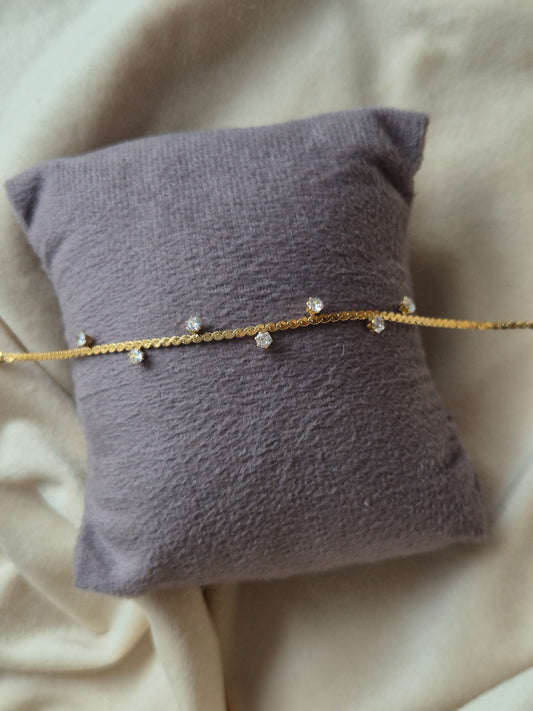 Tiny Diamonds Bracelet