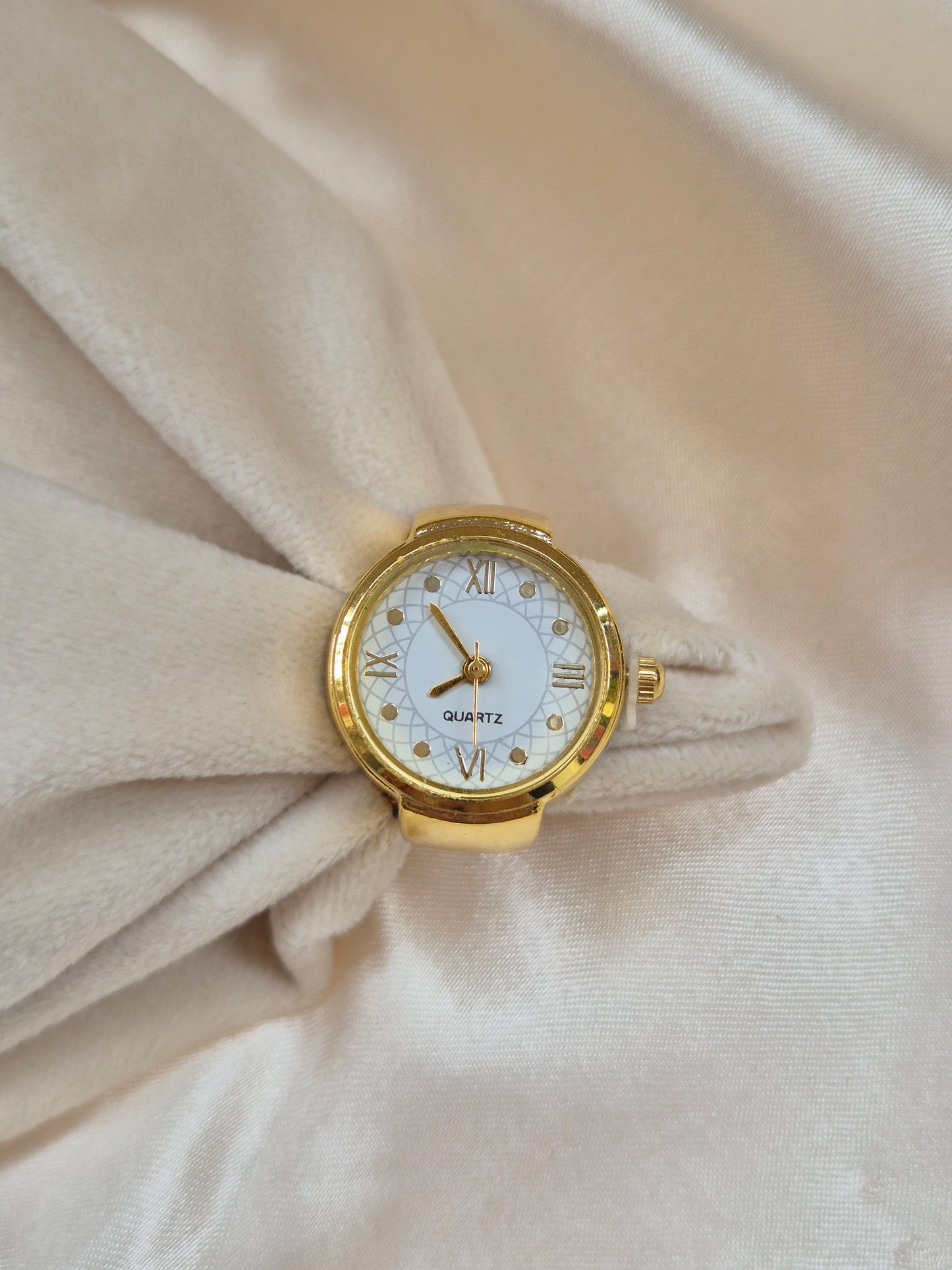 Classic Finger Watch