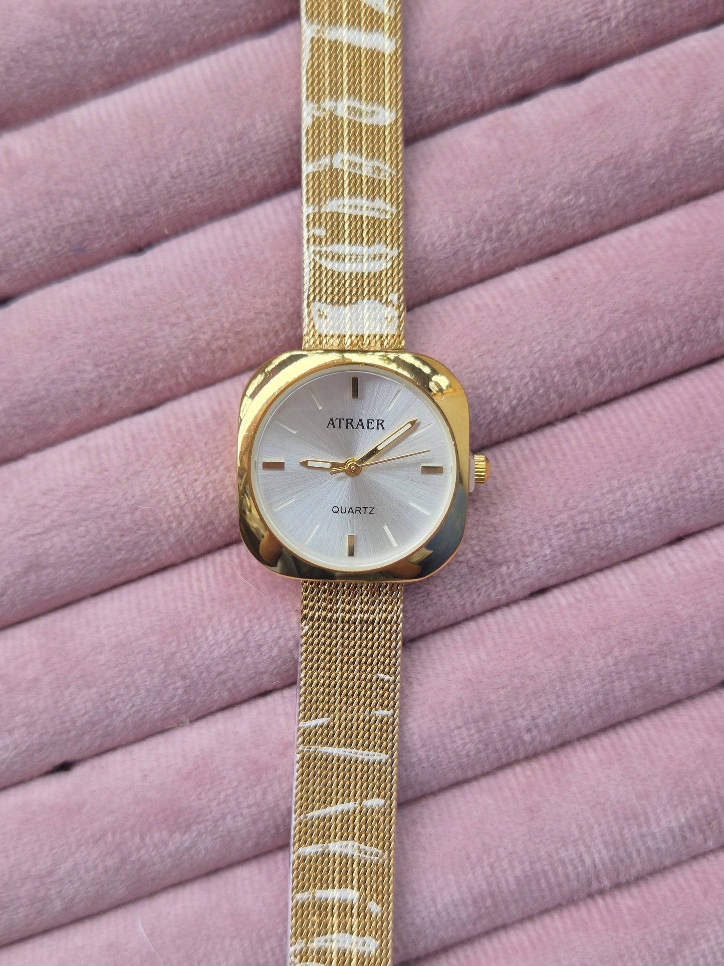 Sq. Vintage Watch