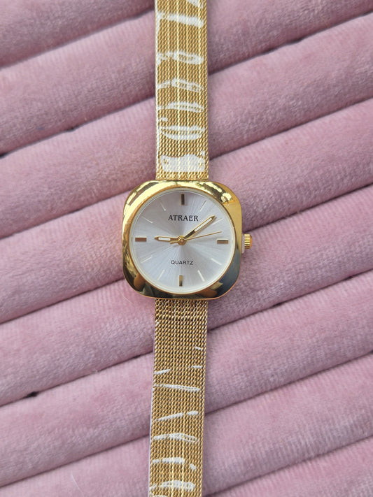Sq. Vintage Watch